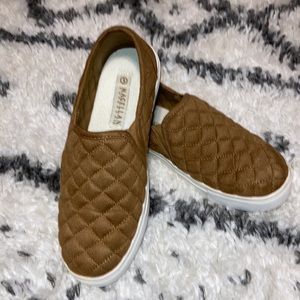 Magellan outdoors brown suede shoes. Women’s size 8B.